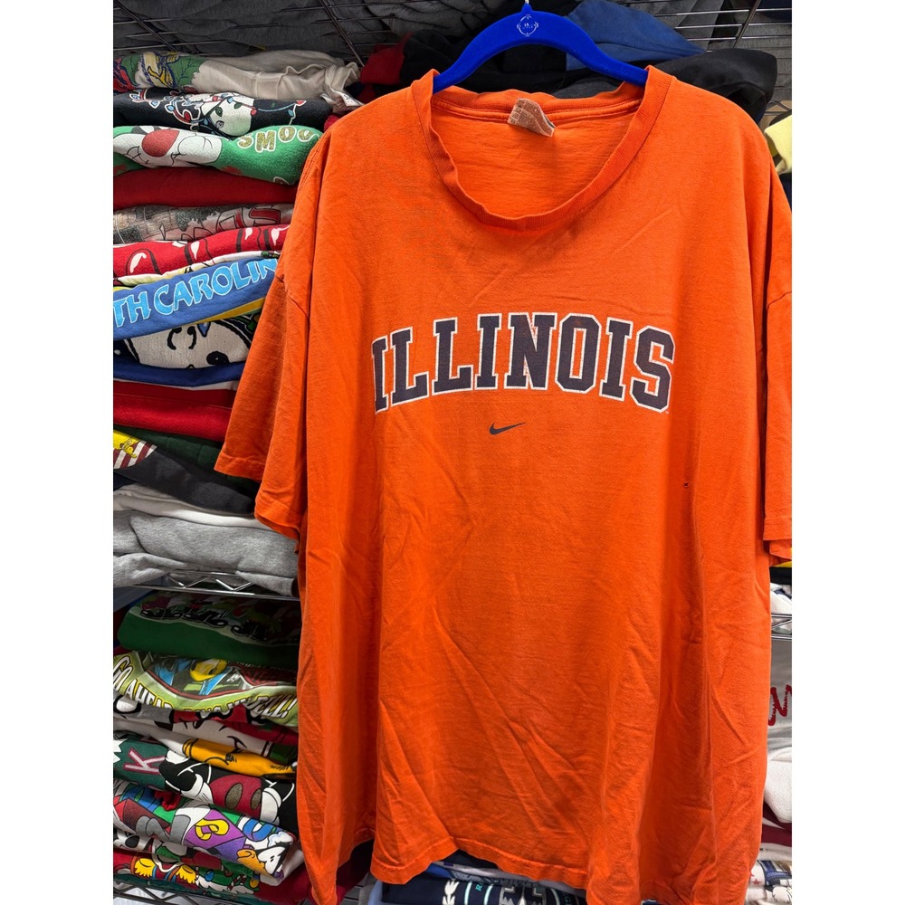 Vintage Nike Illinois Fighting Illini T-Shirt Mens XXL Orange NCAA College Tee